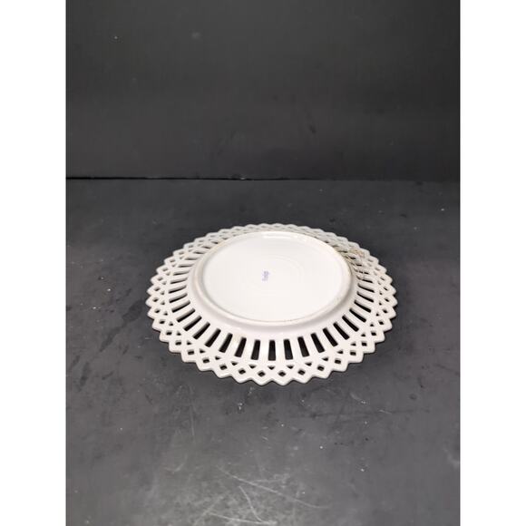 Viennese Lace Porcelain Plate, Scalloped Gold Edge, Germany Plate Pierced Design - Picture 4 of 7